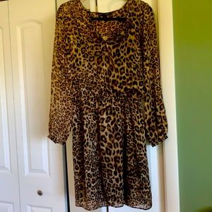 Animal print light, lined long sleeved, dress